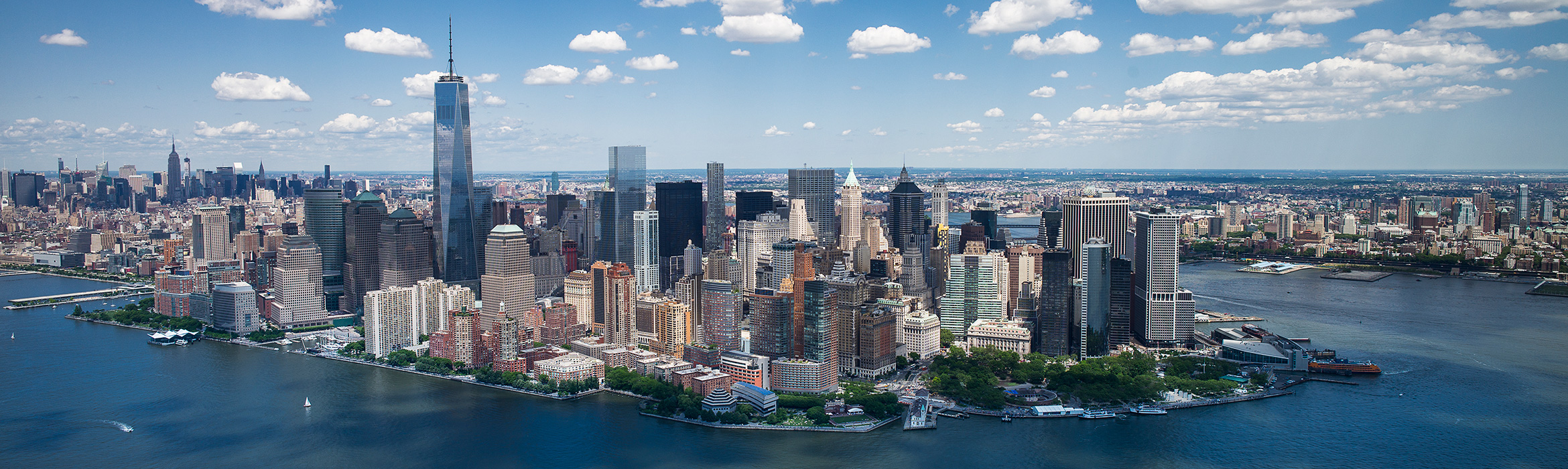 Skyline of New York near the Alex. Brown branch